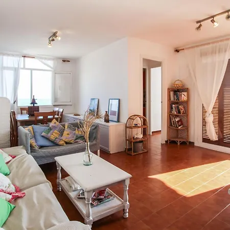 Cozy In With House Sea View