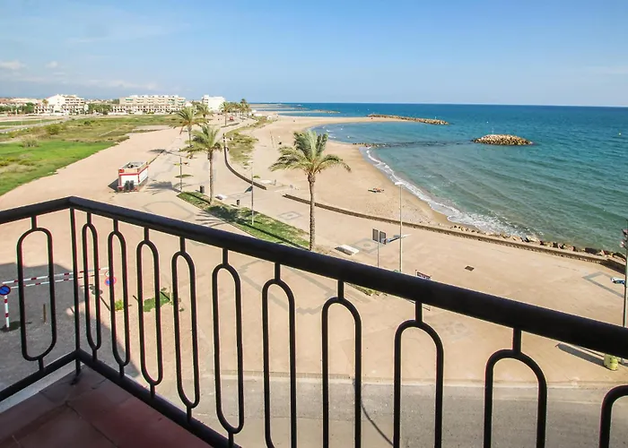 4 Bedroom Lovely In Апартаменты